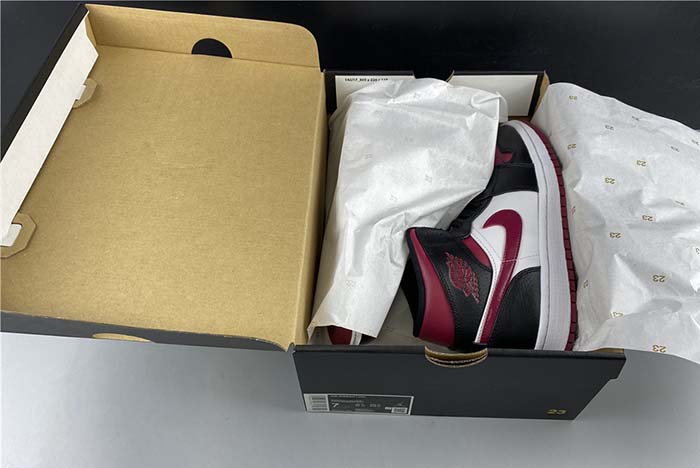 jordan 1 mid 554724-066