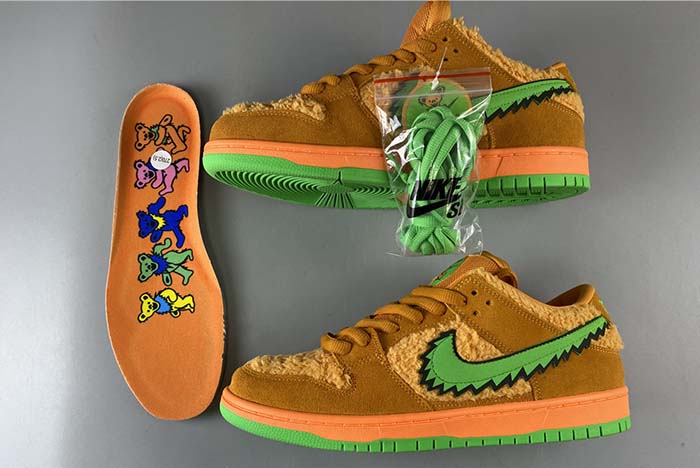 grateful dead x nike sb dunk low cj5378 800