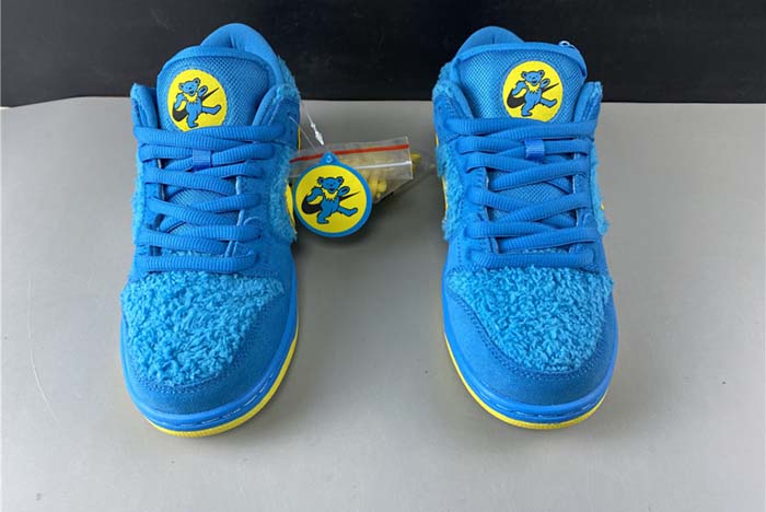 grateful dead x nike sb dunk low “blue bear” cj5378-400