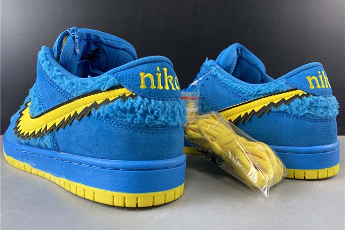 grateful dead x nike sb dunk low “blue bear” cj5378-400