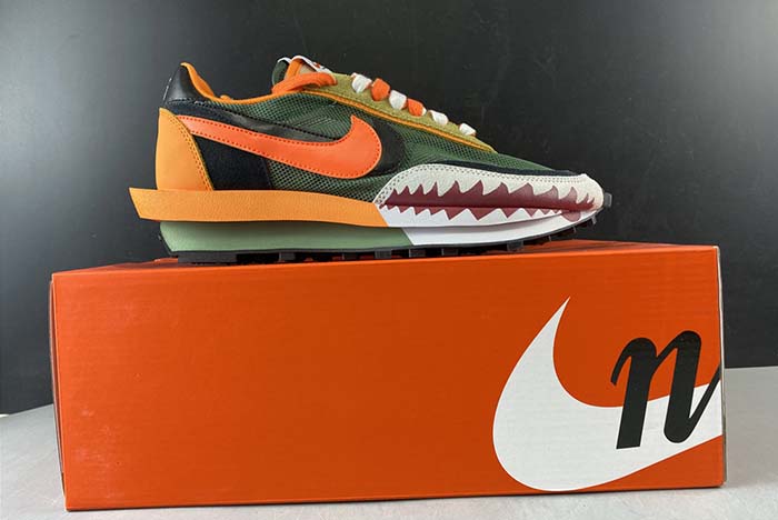 sacai x nike lvd waffle daybreak swoosh bv0073-007