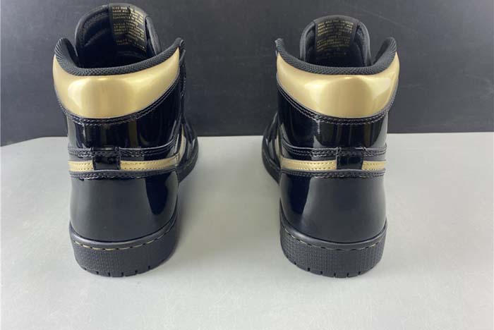 air jordan 1 high og  555088-032