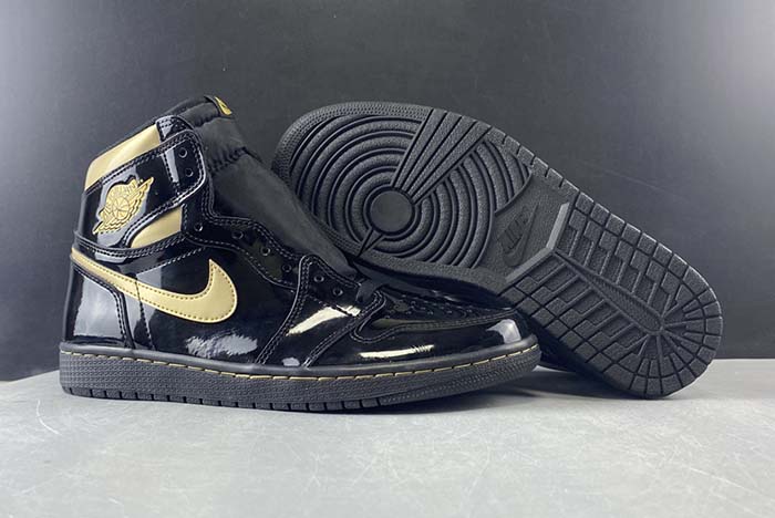 air jordan 1 high og  555088-032