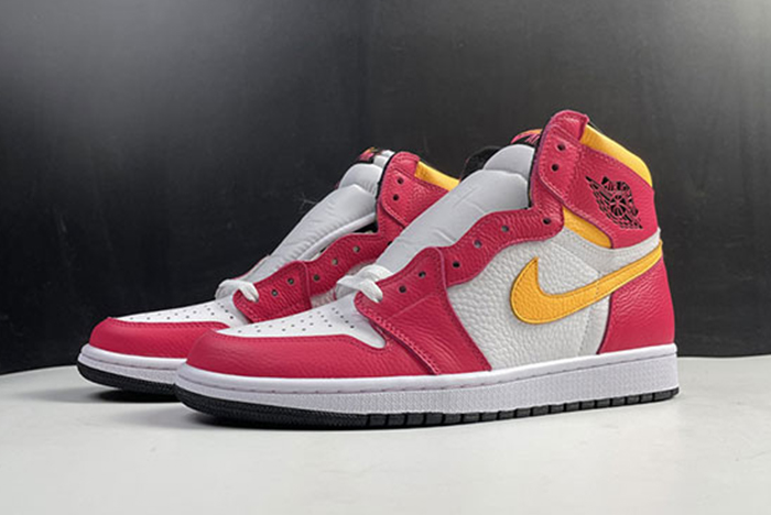 air jordan 1 high og“light fusion red” 555088-603