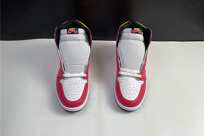 air jordan 1 high og“light fusion red” 555088-603