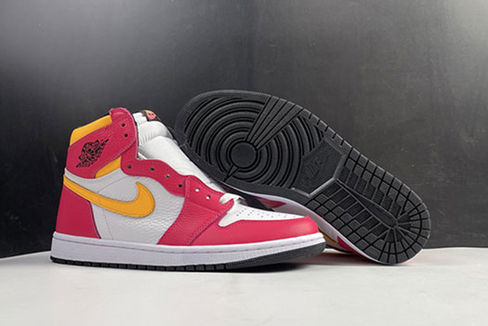 air jordan 1 high og“light fusion red” 555088-603