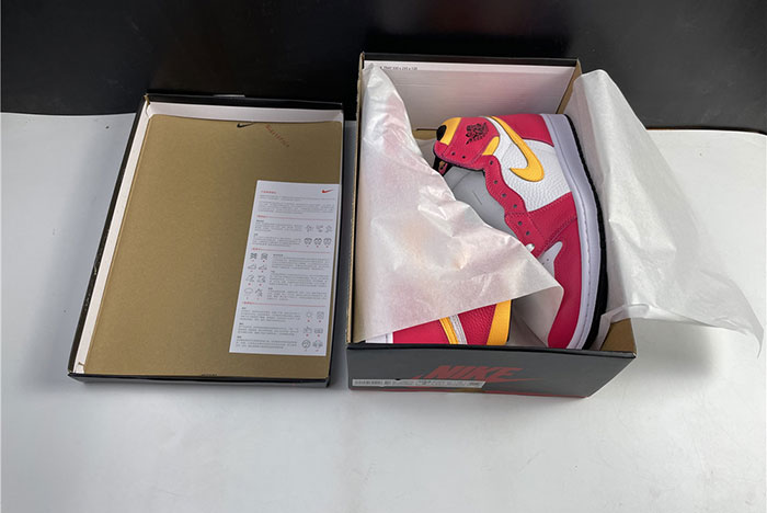 air jordan 1 high og“light fusion red” 555088-603