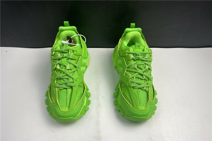 Ba*len*cia*ga track trainer 