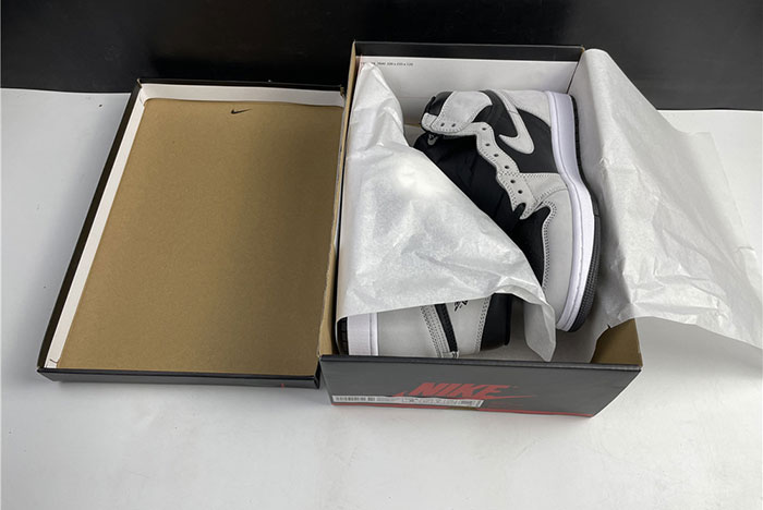 air jordan 1 retro high black white light smoke grey
