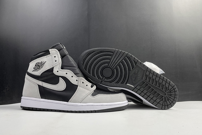 air jordan 1 retro high black white light smoke grey