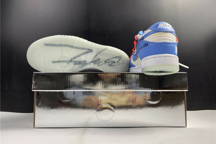nike dunk low off-white x futura x ct0856-403