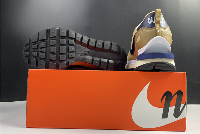 nike vaporwaffle sacai sesame blue void - dd1875-200