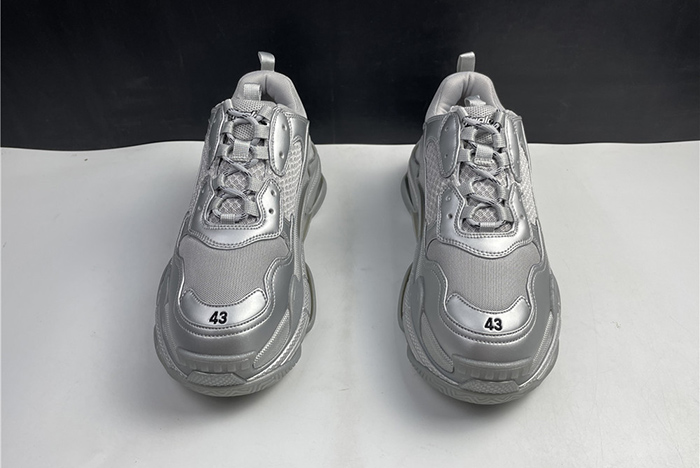Ba*len*cia*ga triple s sneaker