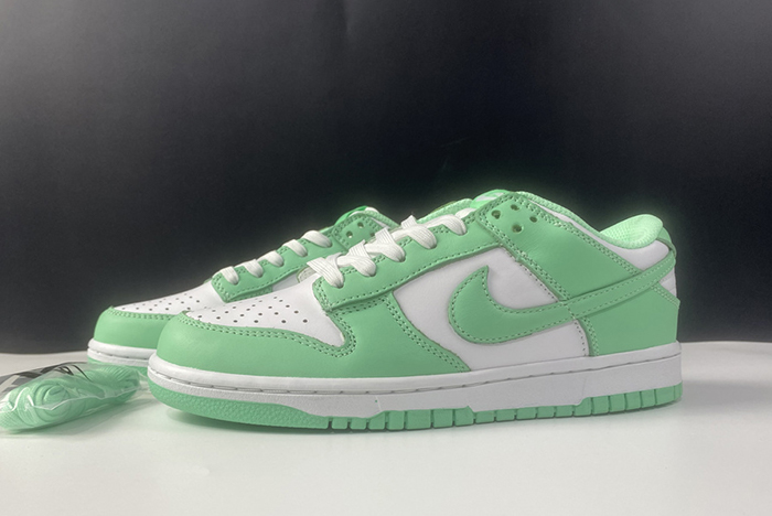 nike dunk low green glow - dd1503-105