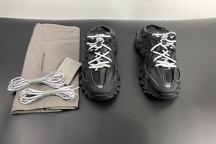 Ba*len*cia*ga 3.0 track mule black - 653813-w3cp3-1000