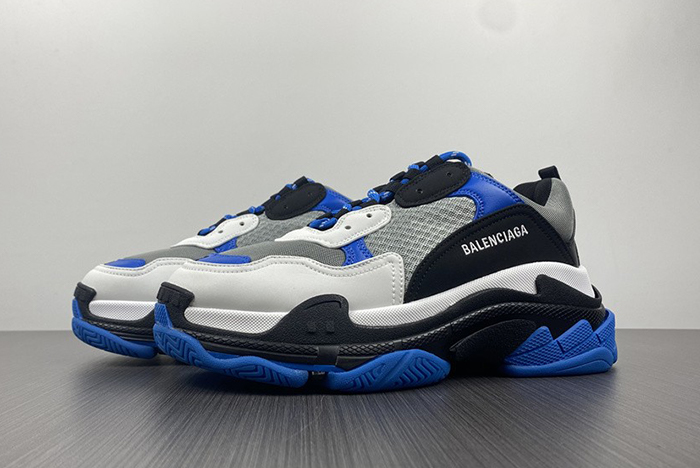 Ba*len*cia*ga blue & black triple s sneakers 536737-w2ca1-4124