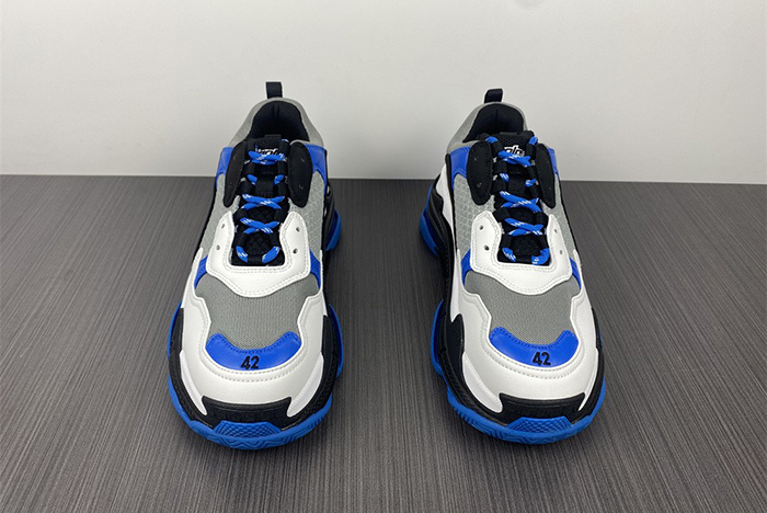 Ba*len*cia*ga blue & black triple s sneakers 536737-w2ca1-4124