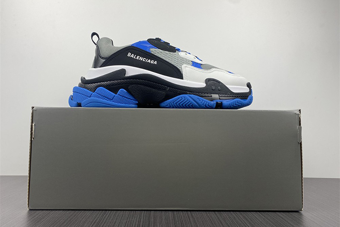 Ba*len*cia*ga blue & black triple s sneakers 536737-w2ca1-4124