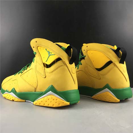 air jordan  7  “oregon  ducks”  pe      at3375-300