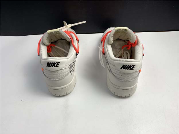 off-white x nike dunk low ct0856-900