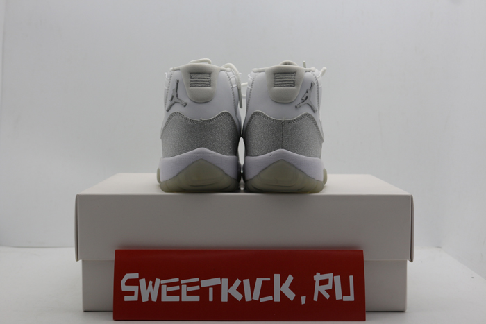 air jordan 11 wmns “metallic silver ar0715-100