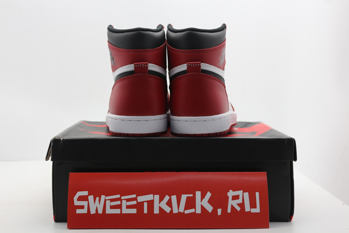 air jordan 1 retro high og chicago red 555088-101