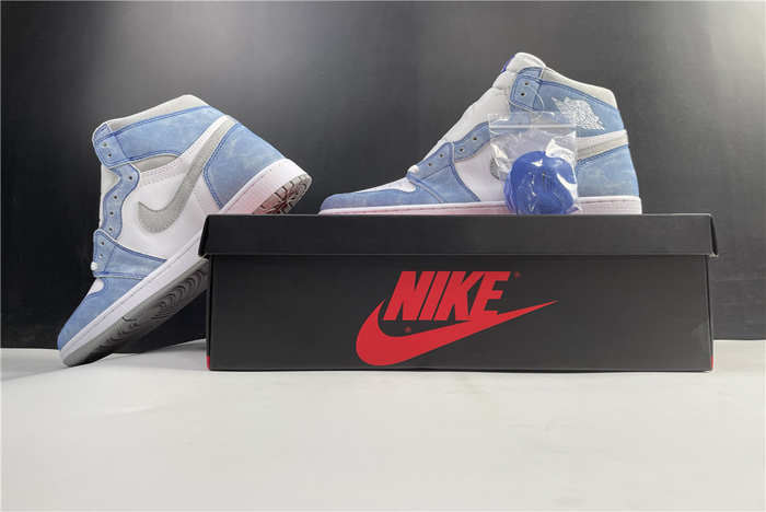 air jordan 1 retro high og hyper royal - 555088-402