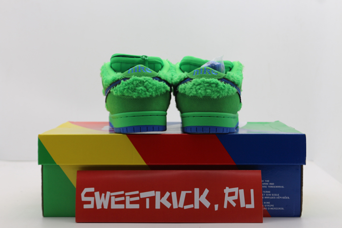 dead x nike sb dunk low“ yellow bear” cj5378-300
