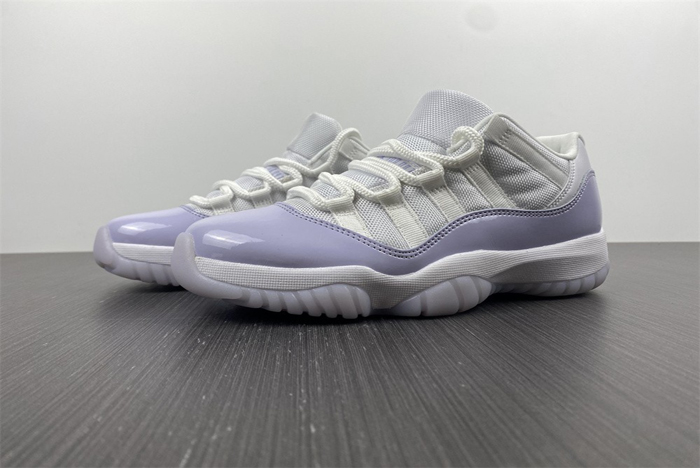 air jordan 11 low”wmns pure violet ah 7860-101