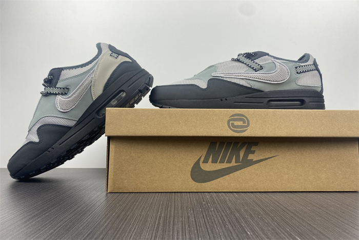 max 1 ts travis scott x nike air max 1  do9392-001