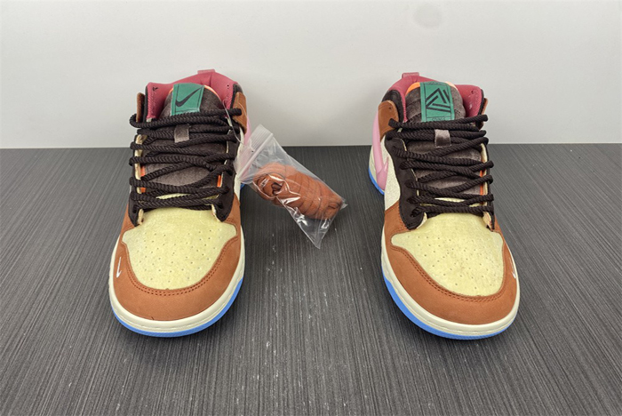 social status x nk sb dunk mid dj1173-700