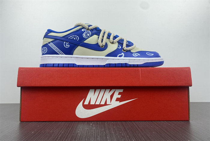 nike dunk low se free 99   dd1391-001