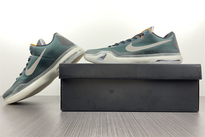 kobe 10 “flight”     705317-308