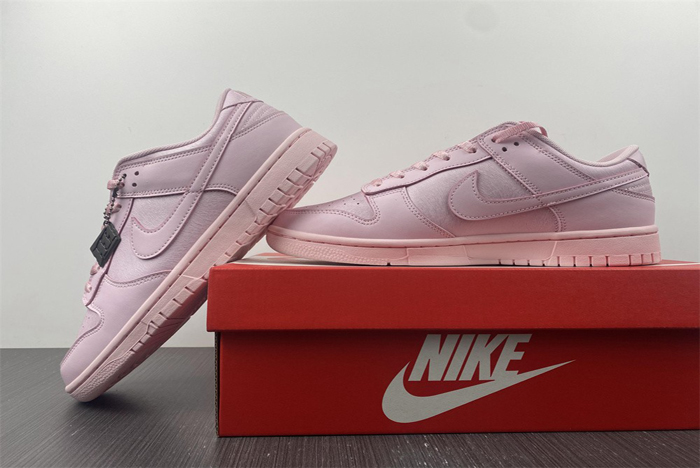 nike dunk low pink  921803-601