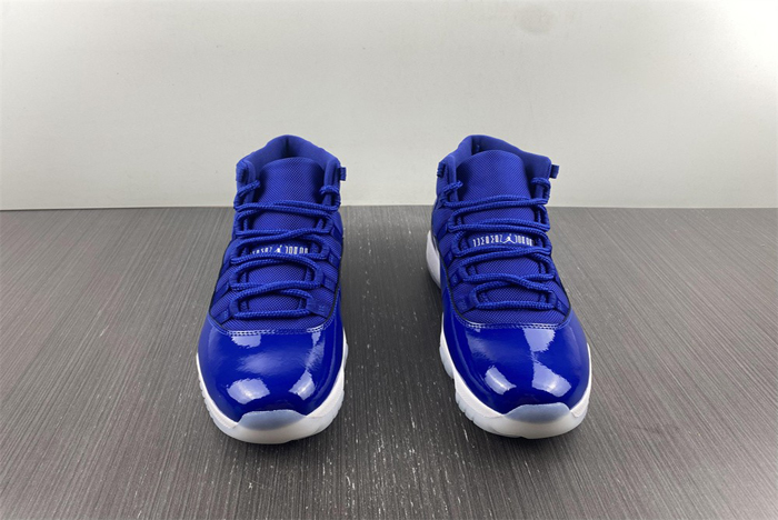 air jordan11  at7802