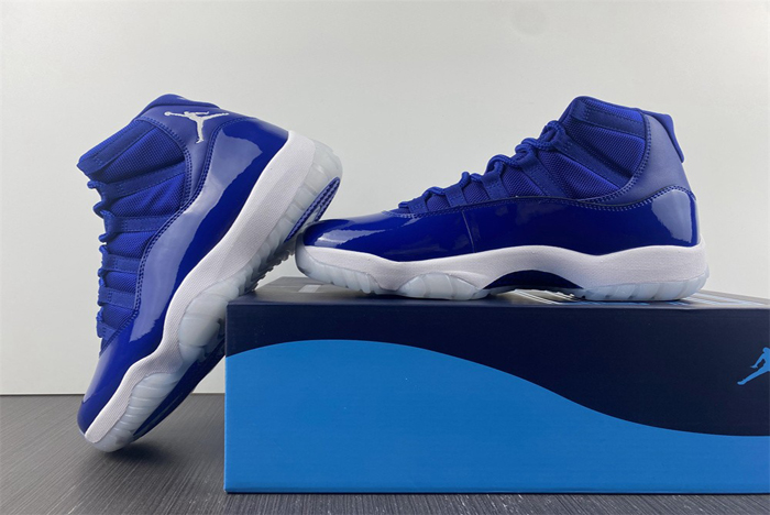 air jordan11  at7802