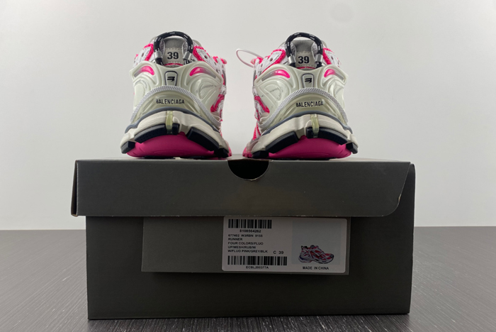7.0 Ba*len*cia*ga -runner 8108564262