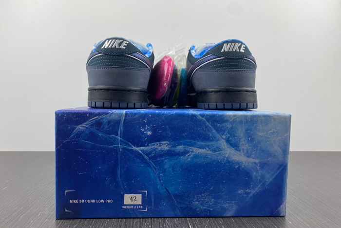 nike dunk sb low blue lobster 313170-342.