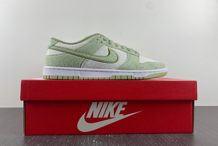 （nike）dunk low se  dq7579-300