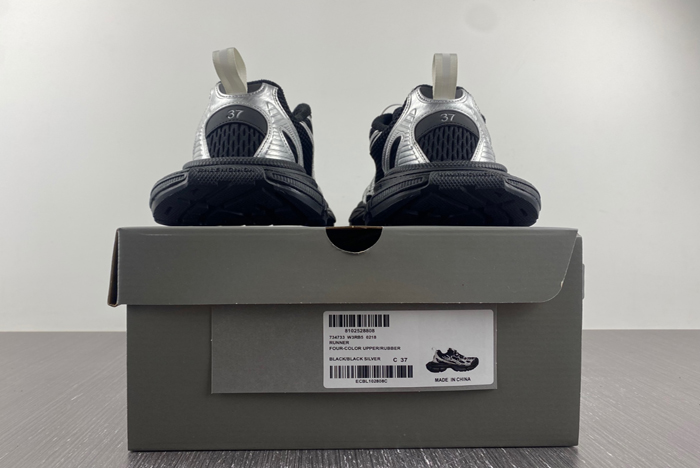 Ba*len*cia*ga -phantom sneaker