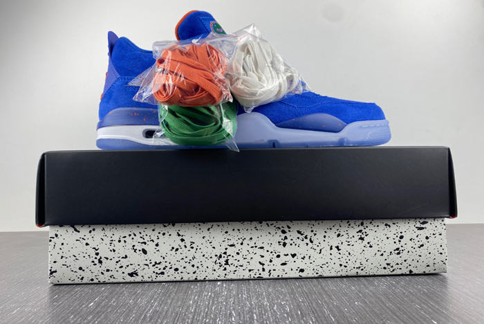 air jordan4 aj4-1032111