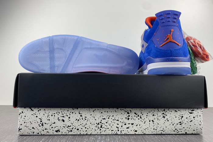 air jordan4 aj4-1032111