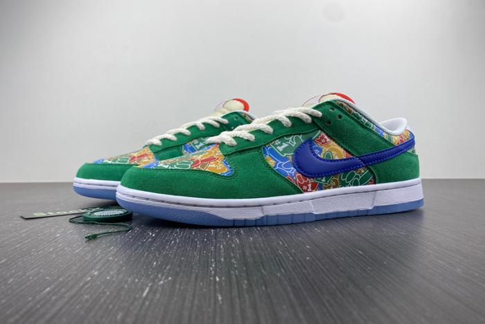 nike dunk low ''foam finger''  dz5184-300