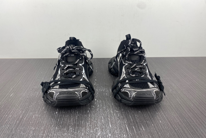 Ba*len*cia*ga -phantom sneaker w1rb5 0102