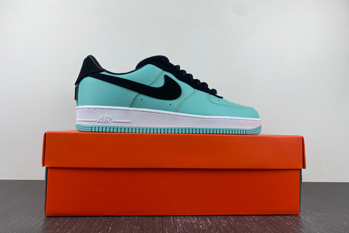 T*f*ny & co. x nike air force 1 low  dz1382-002