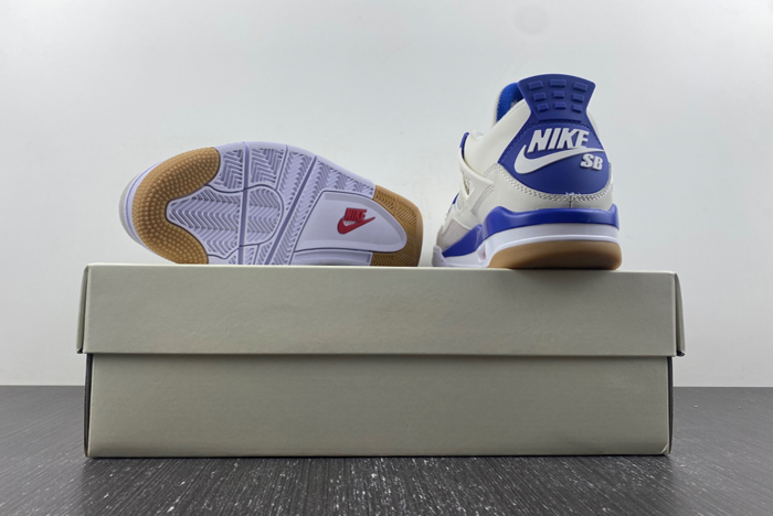 nike sb x air jordan 4  dr5415-107