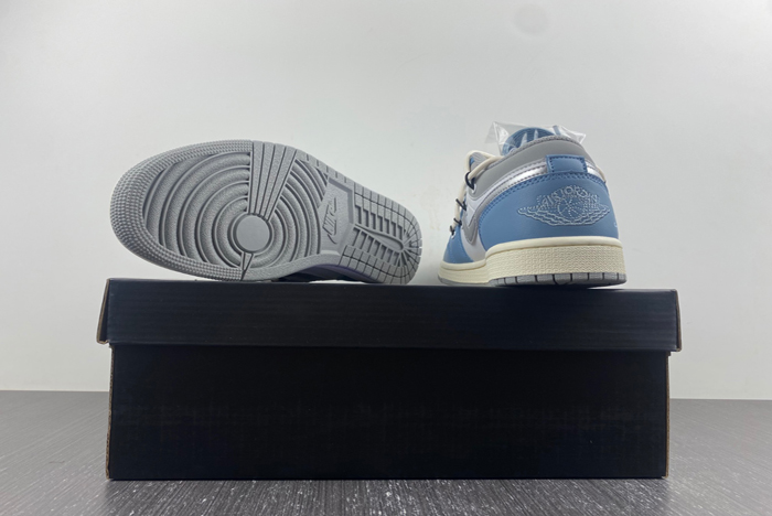 air jor 1 low 553558-053