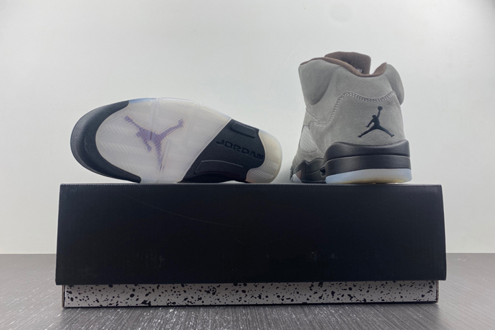 a ma maniére x air jordan 5 “light bone” fd1330-006 50