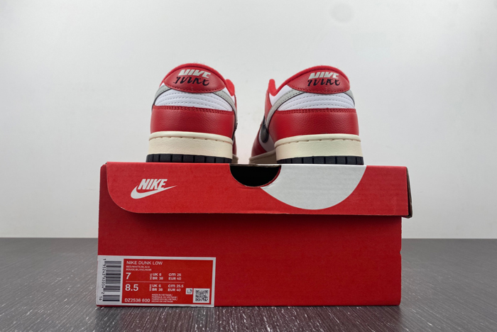 nike dunk low “chicago split dz2536-600