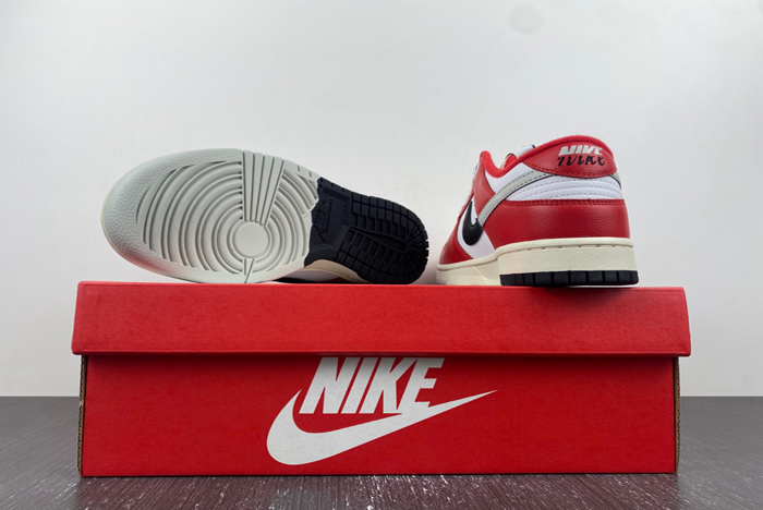 nike dunk low “chicago split dz2536-600